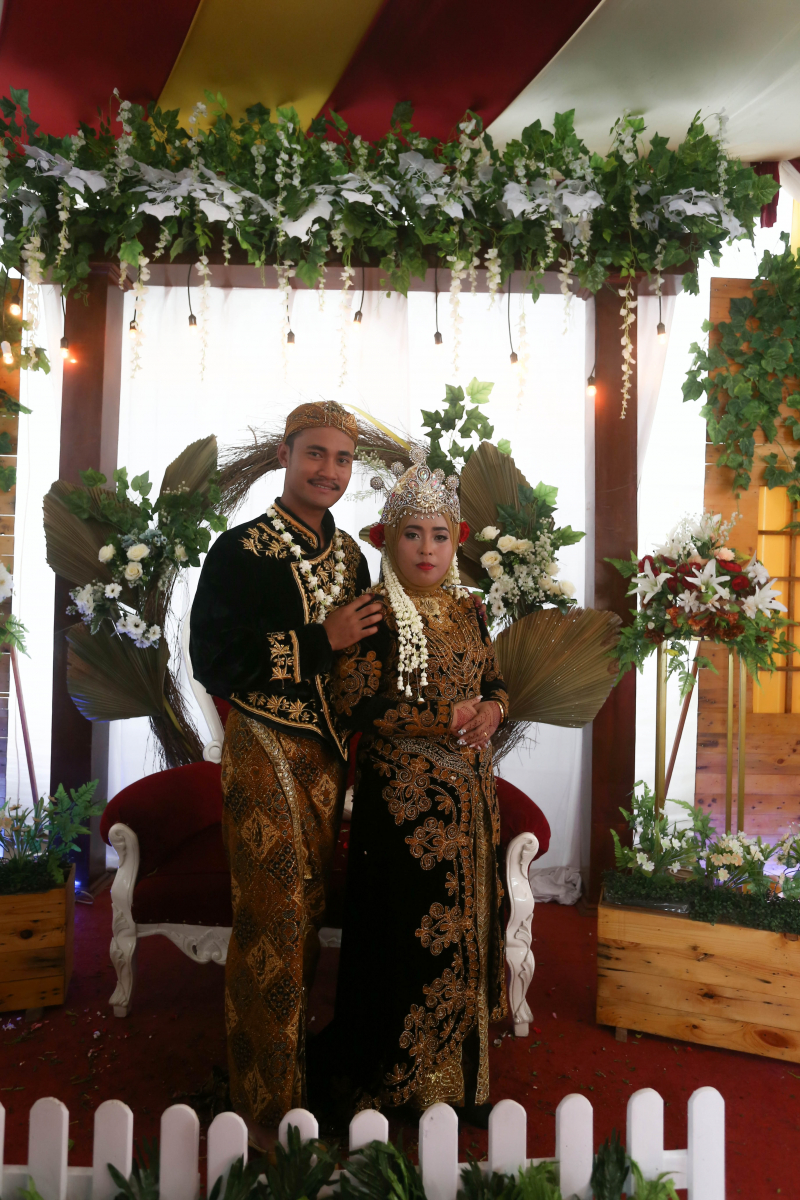 THE WEDDING OF LIA DAN PUTRA